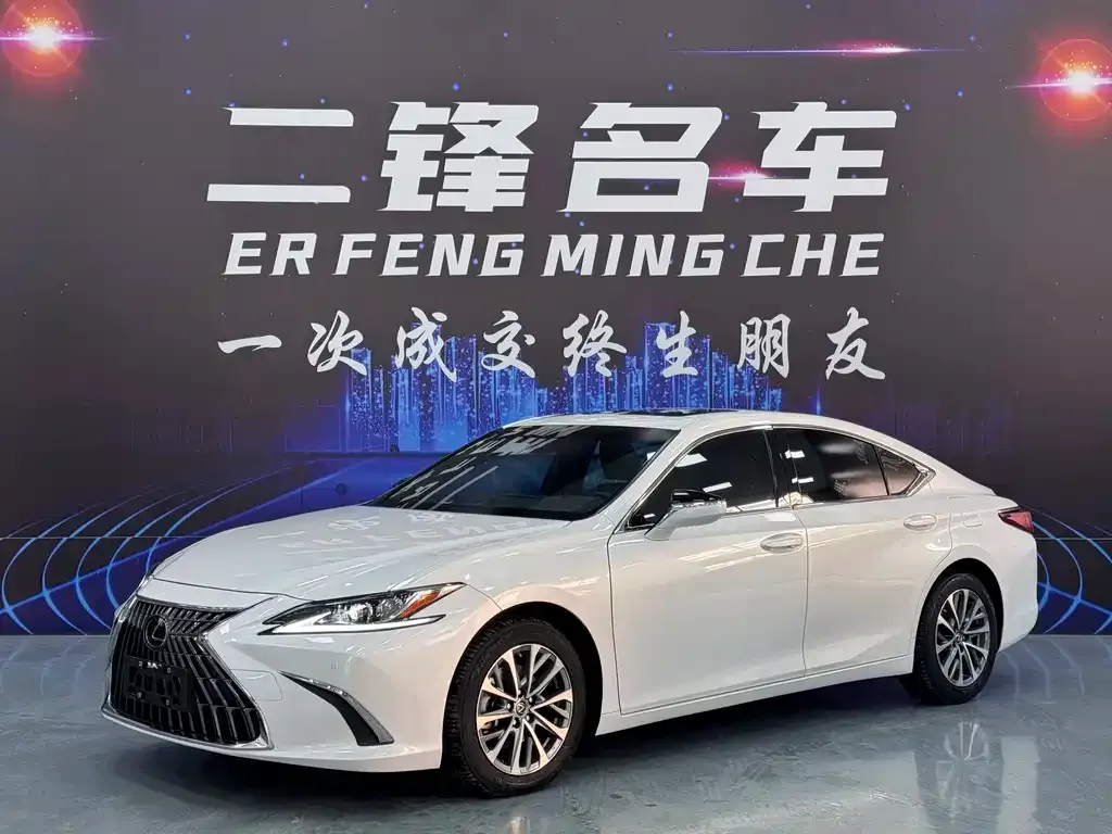 Lexus ES 2024 из CN, фото 1