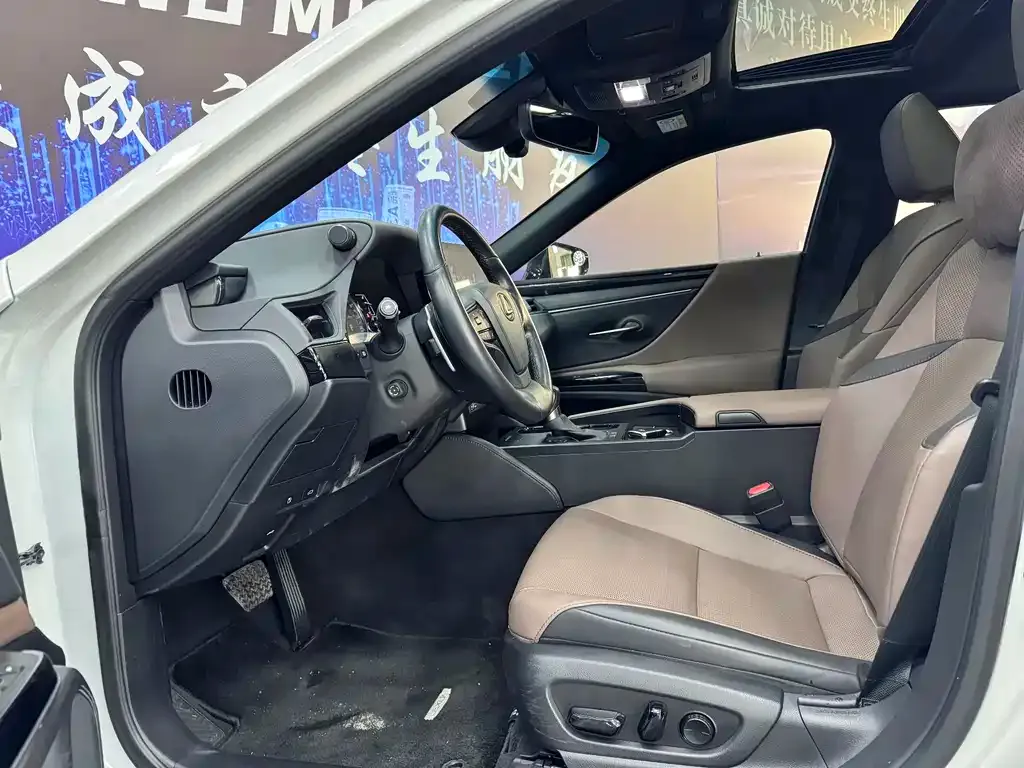 Lexus ES 2024 из CN, фото 4