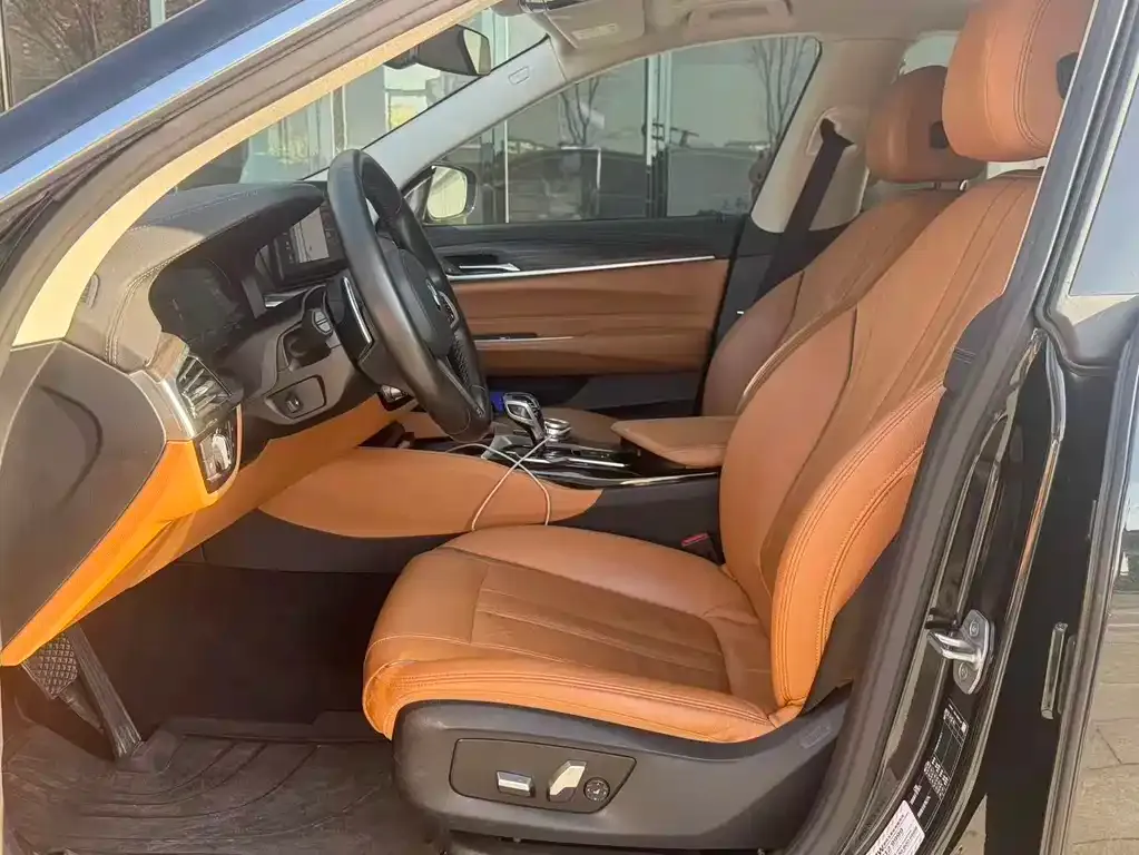 BMW 6 Series GT 2021 из CN, фото 8