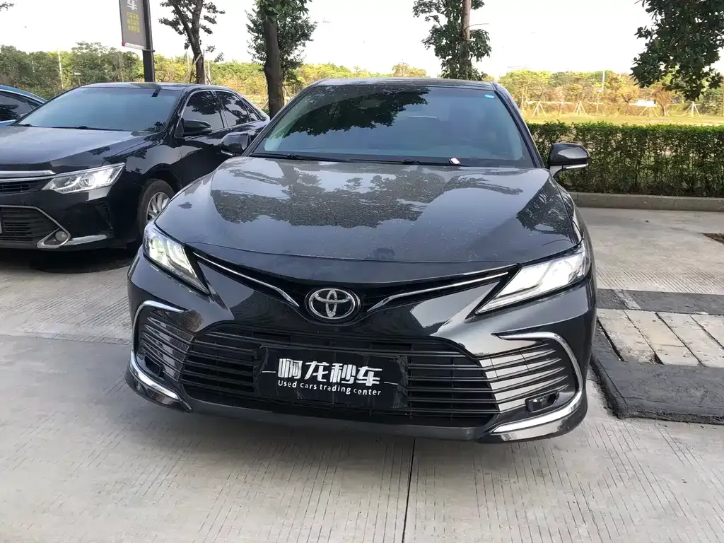 Toyota Camry 2022 из CN, фото 2