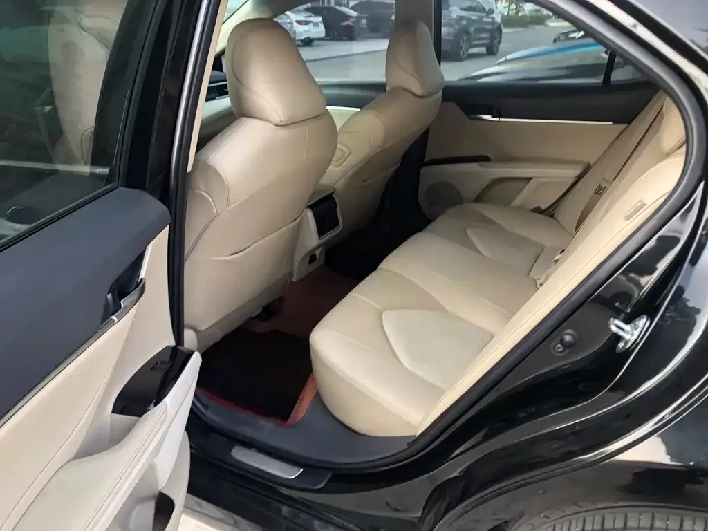 Toyota Camry 2022 из CN, фото 5