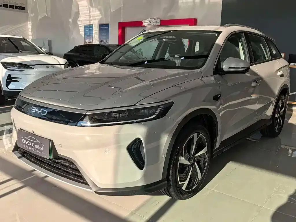 BYD Seal 05 DM-i 2025 из CN, фото 1