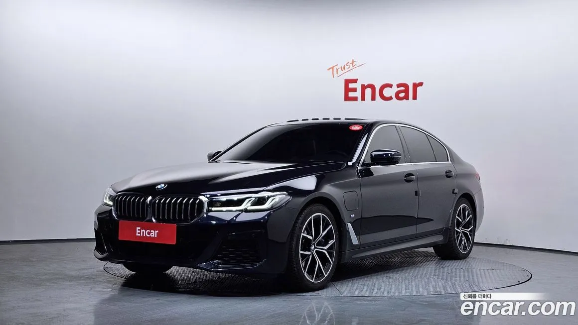 BMW 5-Series 2021 из KR, фото 1