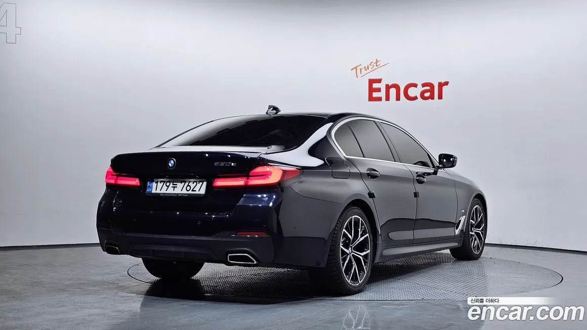 BMW 5-Series 2021 из KR, фото 3