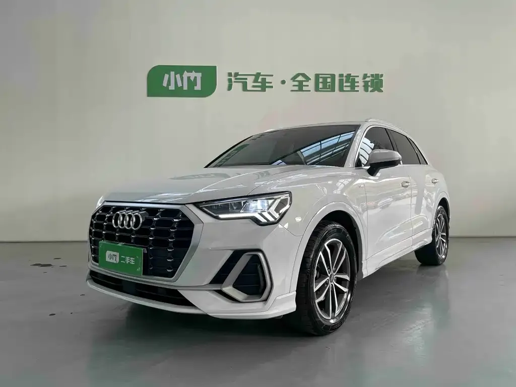 Audi Q3 2023 из CN, фото 1