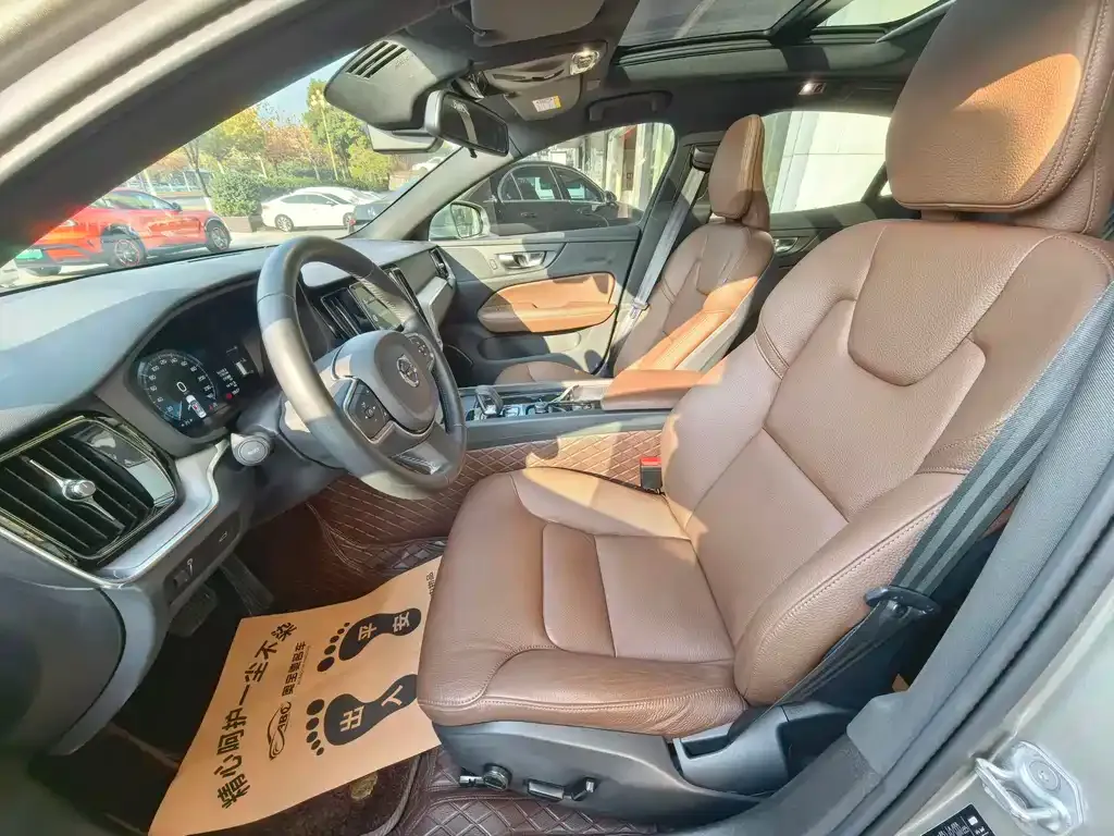 Volvo S60 2021 из CN, фото 7