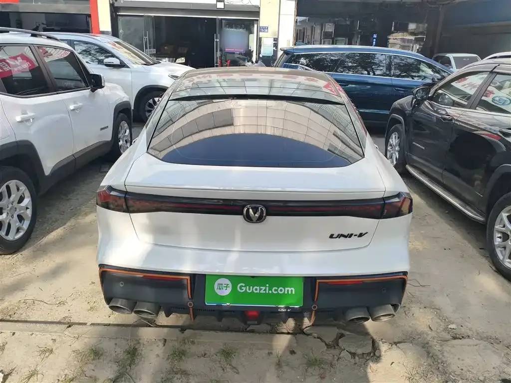 Changan UNI-V 2023 из CN, фото 6