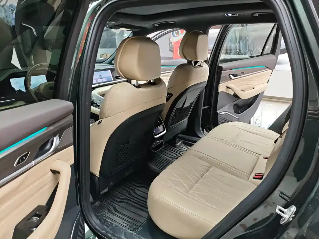 Geely Xingyue L 2024 из CN, фото 10