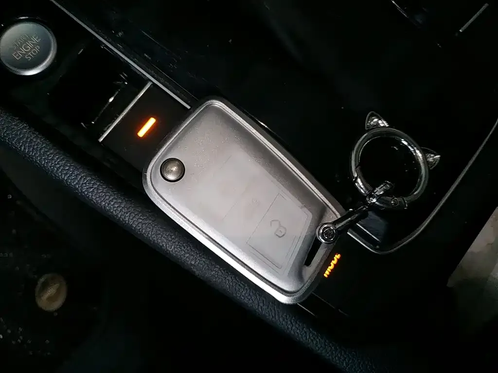 Volkswagen Sagitar 2021 из CN, фото 3