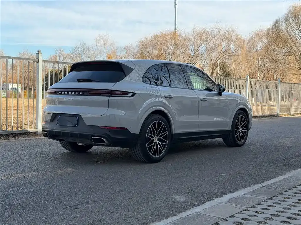 Porsche Cayenne 2024 из CN, фото 3