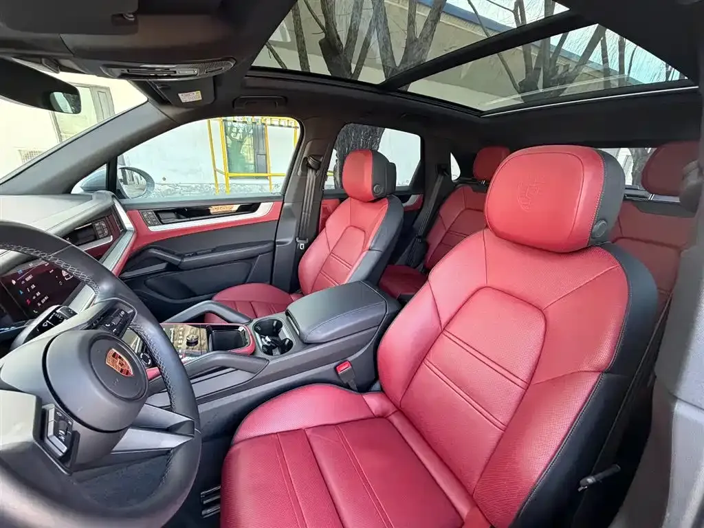Porsche Cayenne 2024 из CN, фото 6