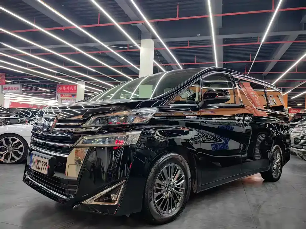 Toyota Vellfire 2021 из CN, фото 1