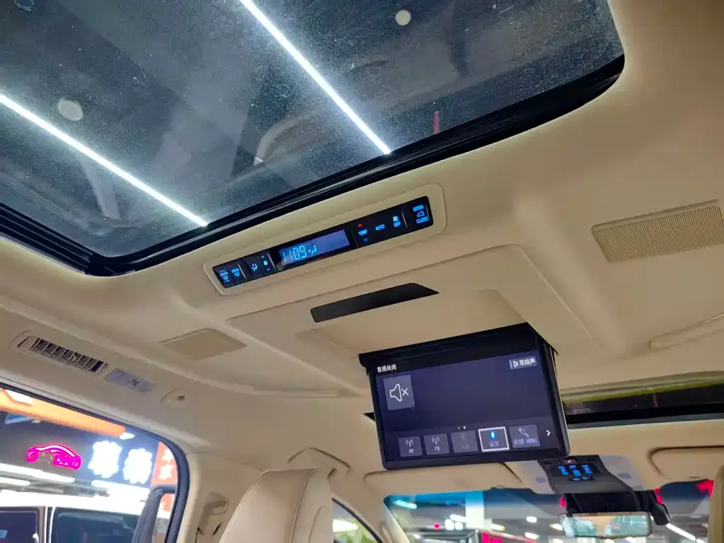 Toyota Vellfire 2021 из CN, фото 6
