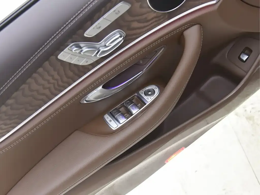 Mercedes-Benz E-Class 2023 из CN, фото 10