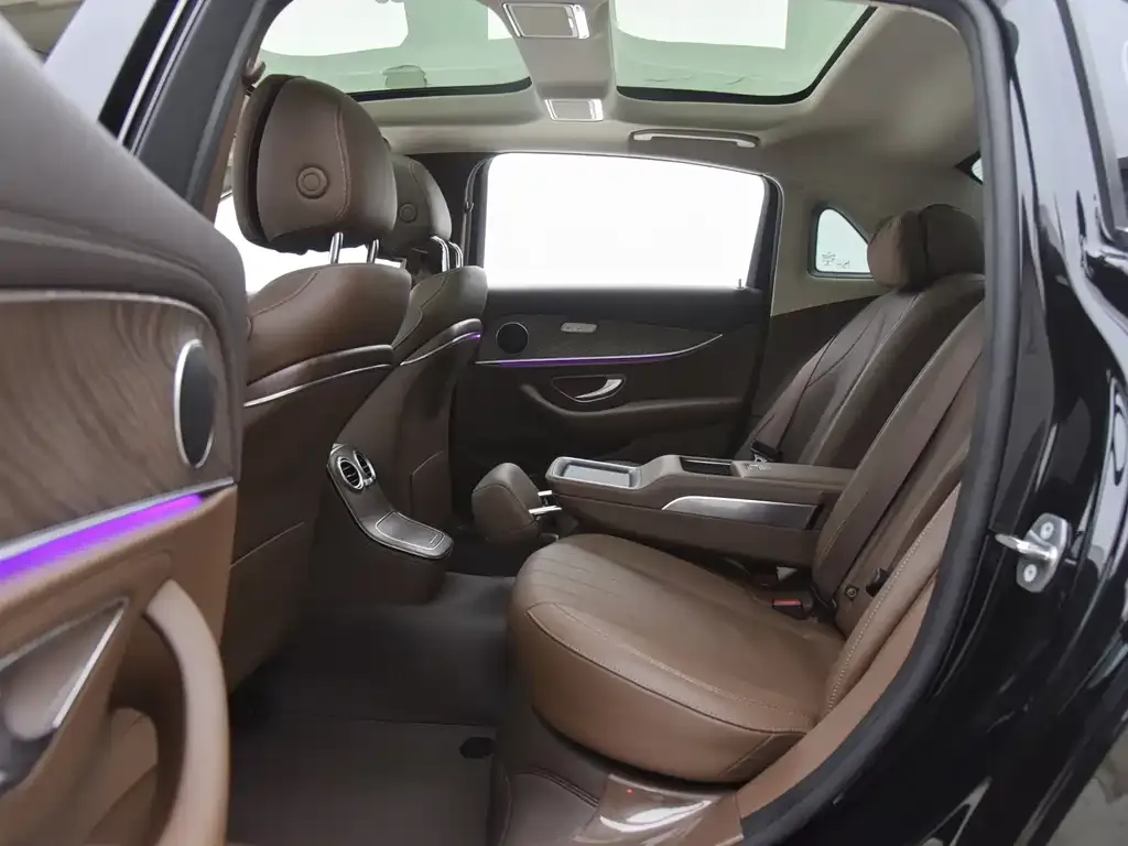 Mercedes-Benz E-Class 2023 из CN, фото 8