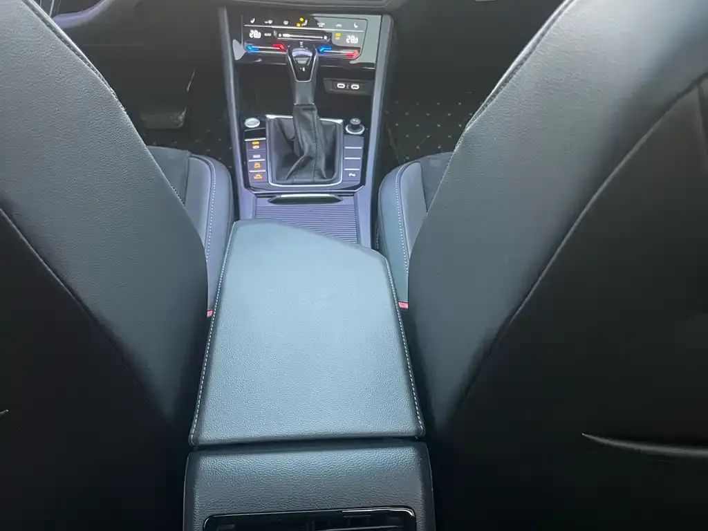 Volkswagen Sagitar 2022 из CN, фото 10