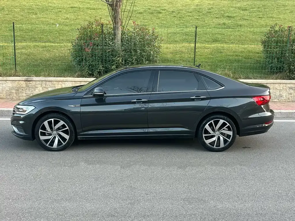 Volkswagen Sagitar 2022 из CN, фото 3