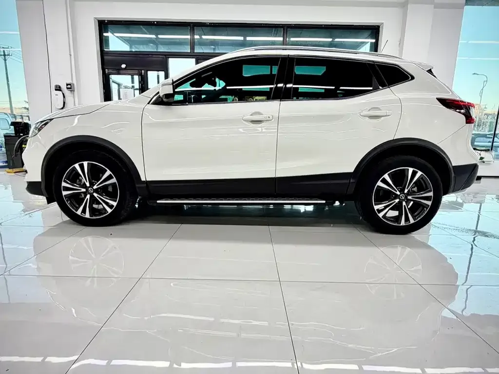 Nissan Qashqai 2022 из CN, фото 3