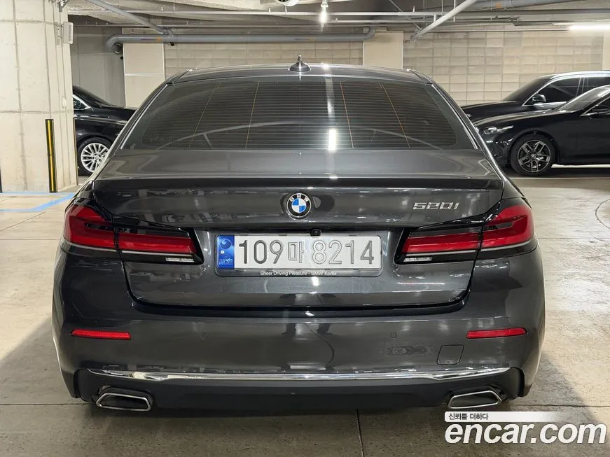 BMW 5-Series 2023 из KR, фото 9