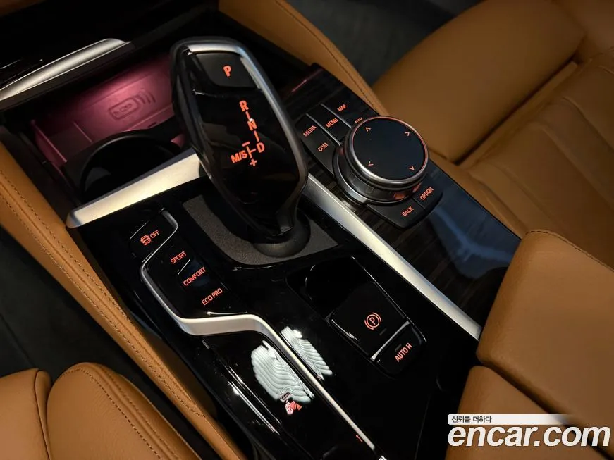 BMW 5-Series 2023 из KR, фото 5