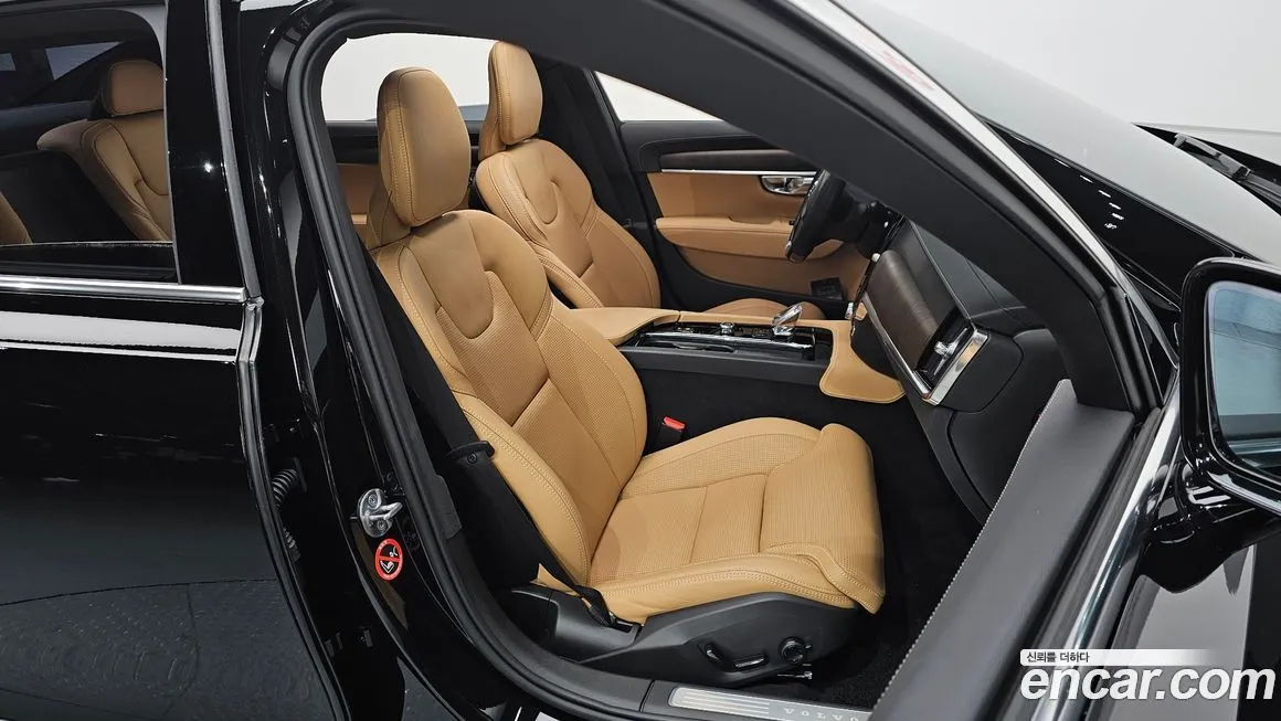 Volvo S90 2023 из KR, фото 10