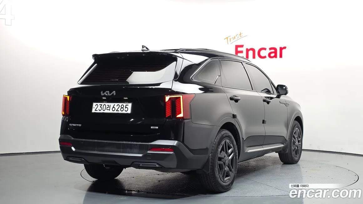 Kia Sorento — фото 5