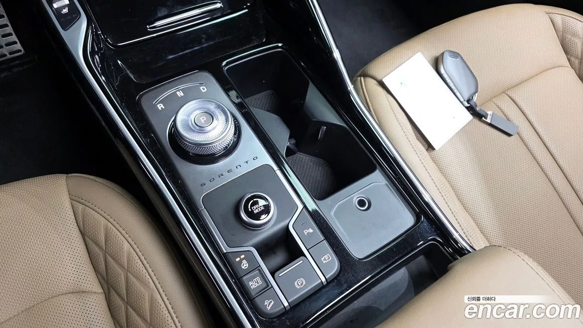 Kia Sorento — фото 10
