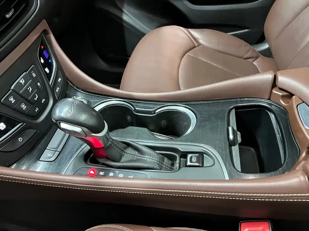 Buick Envision Plus 2021 из CN, фото 2