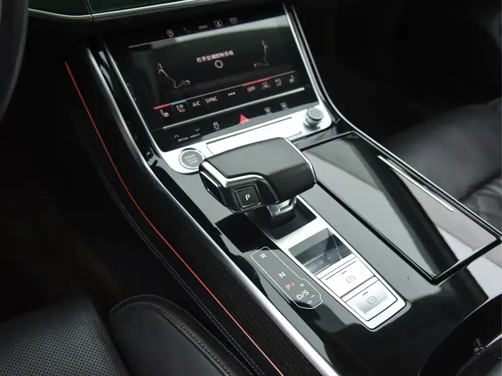 Audi A8 2022 из CN, фото 6