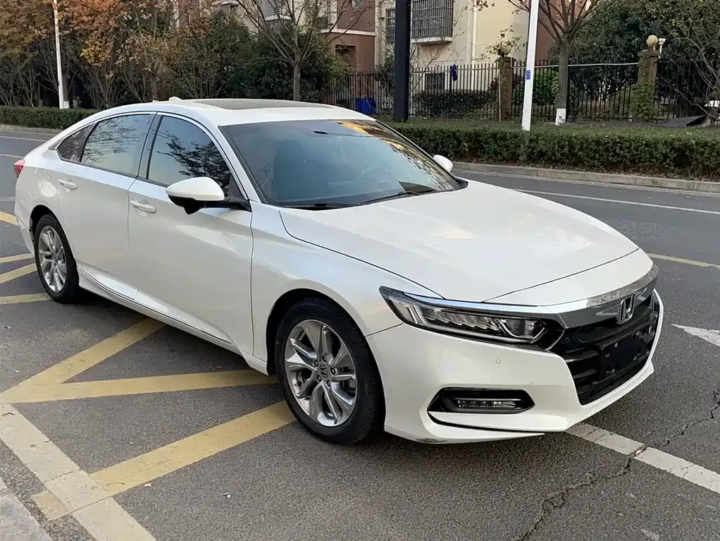 Honda Accord 2021 из CN, фото 10