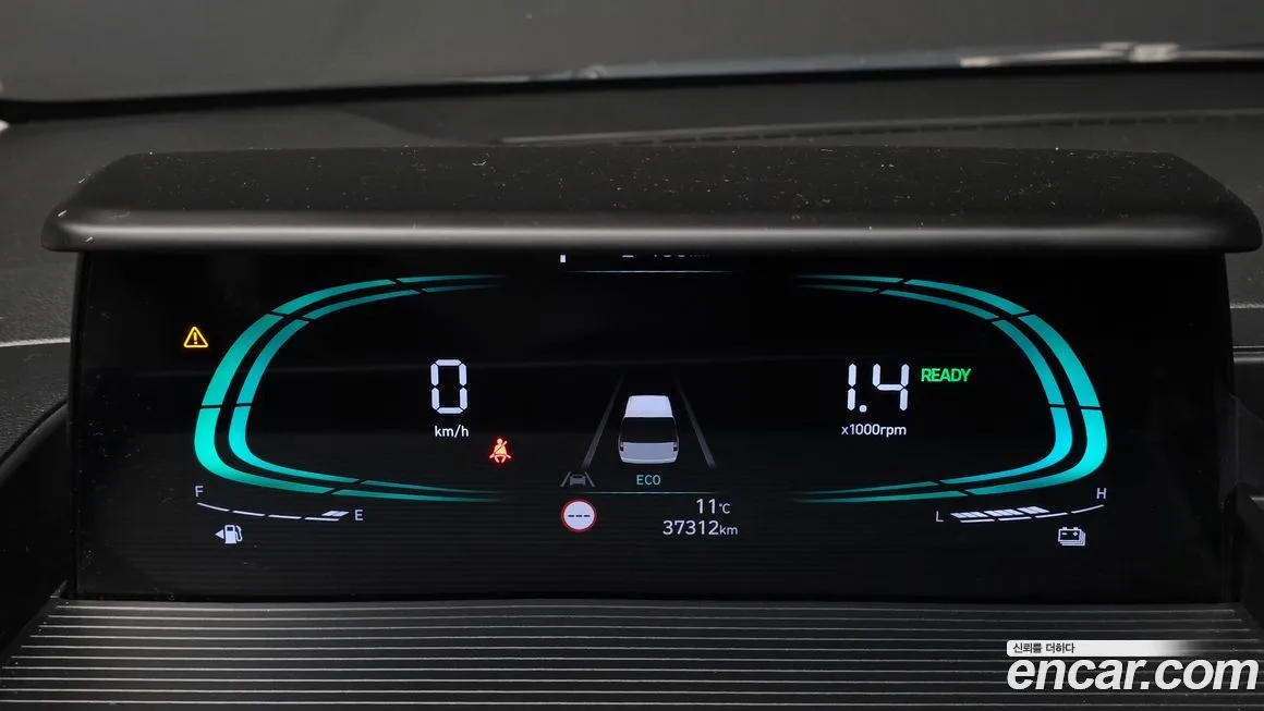 Hyundai Staria 2025 из KR, фото 8
