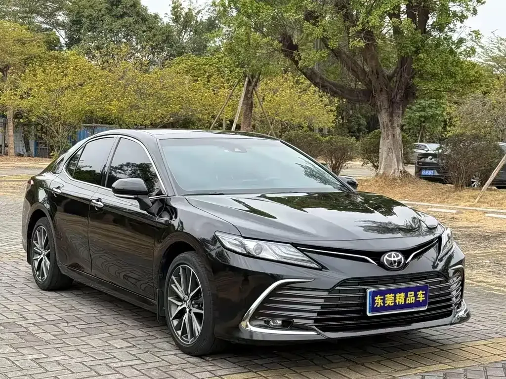 Toyota Camry 2023 из CN, фото 5