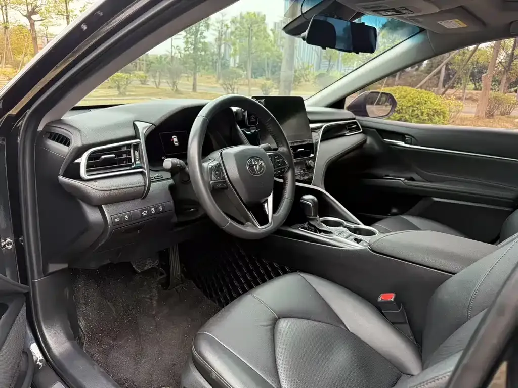 Toyota Camry 2023 из CN, фото 8