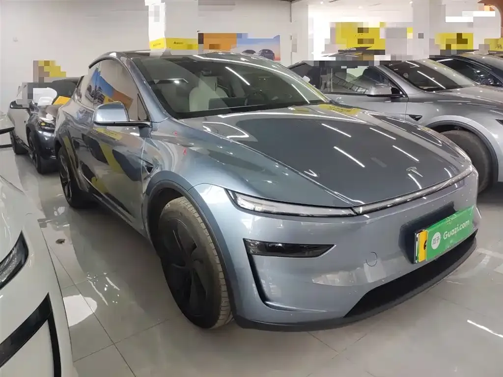 Tesla Model Y 2025 из CN, фото 10