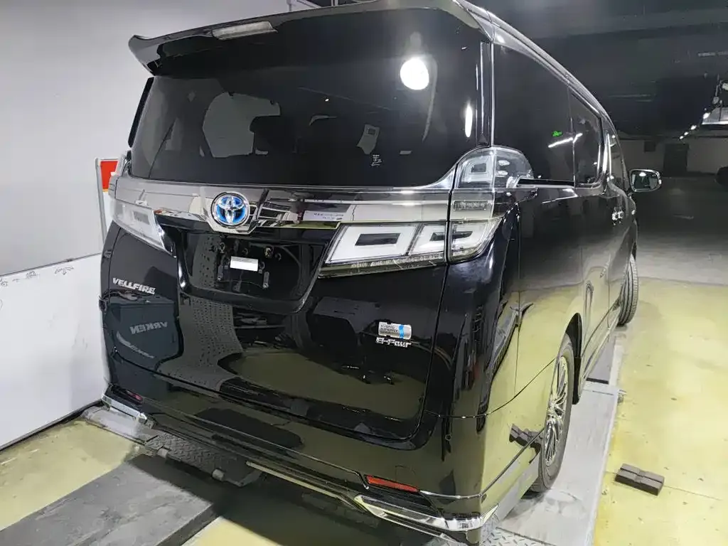 Toyota Vellfire 2021 из CN, фото 2
