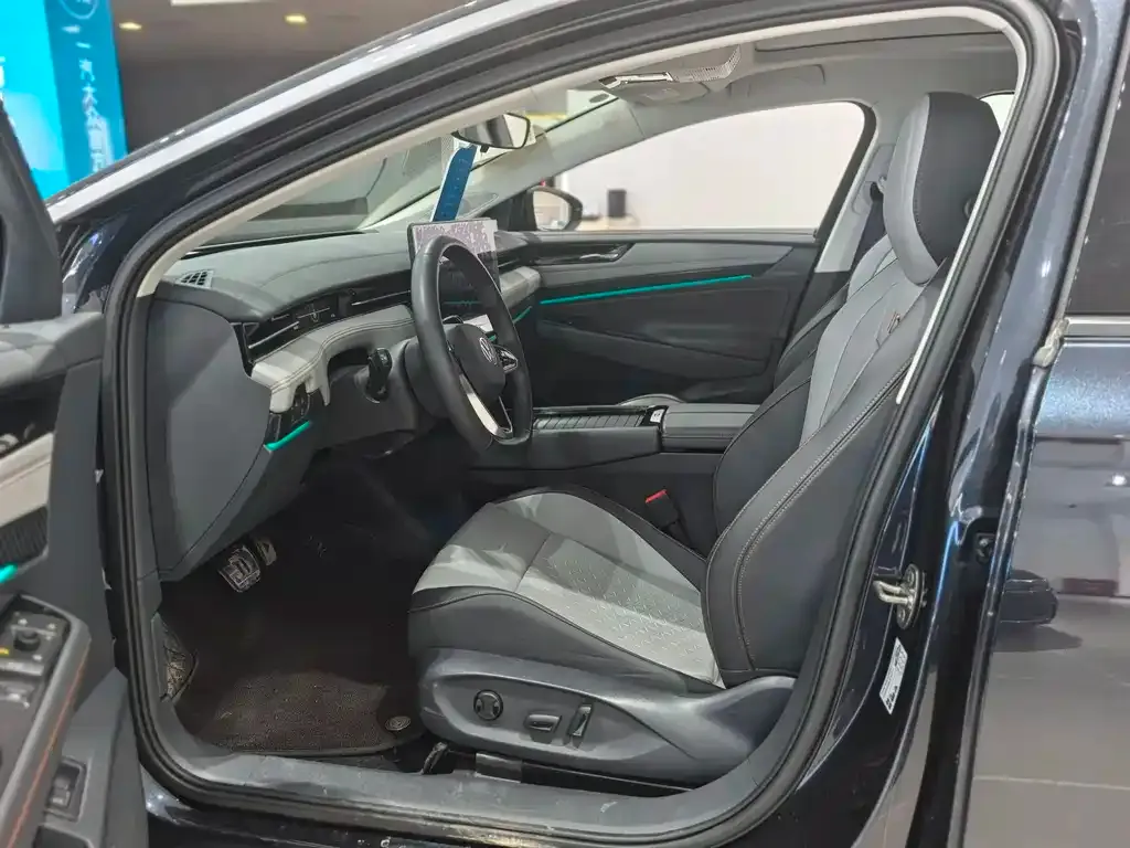 Volkswagen ID.7 VIZZION 2024 из CN, фото 10