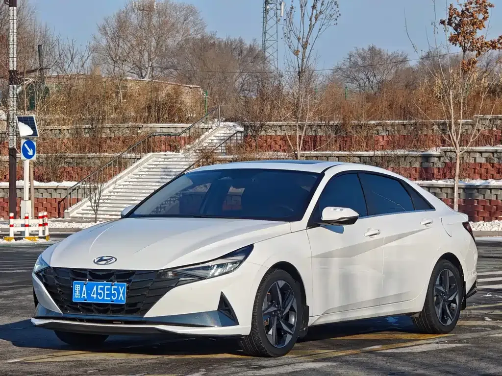 Hyundai Elantra 2021 из CN, фото 1