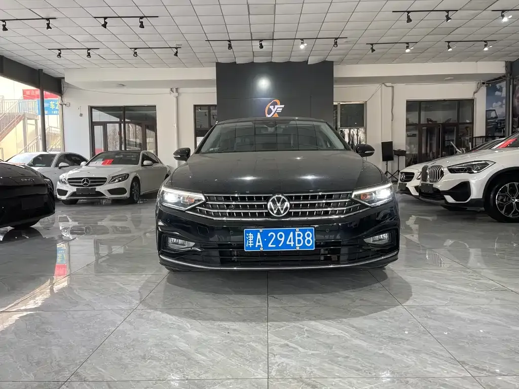 Volkswagen Magotan 2023 из CN, фото 2