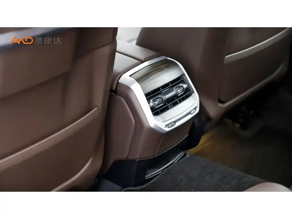 BMW 7 Series 2023 из CN, фото 7
