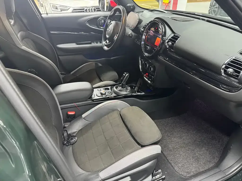 MINI Clubman JCW 2021 из CN, фото 7