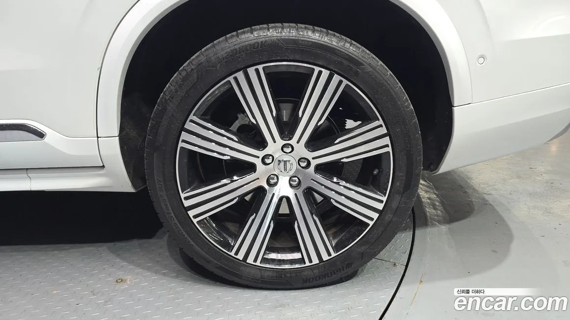 Volvo XC90 2022 из KR, фото 9
