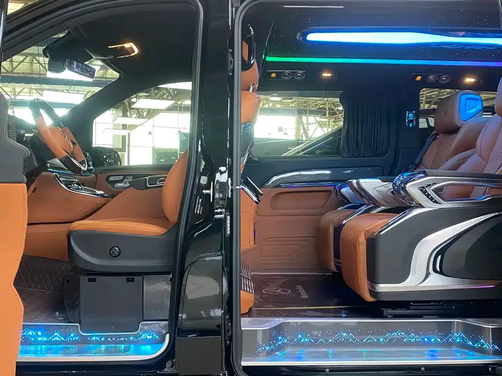 Mercedes-Benz Vito 2025 из CN, фото 8