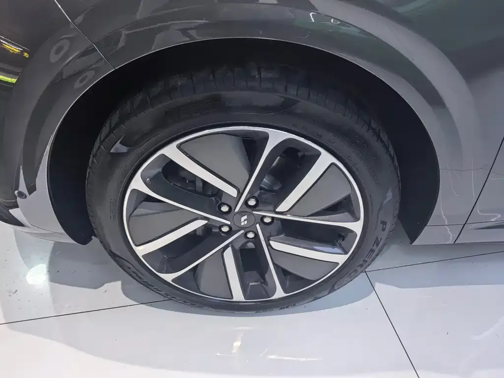 Li Auto L6 2025 из CN, фото 3