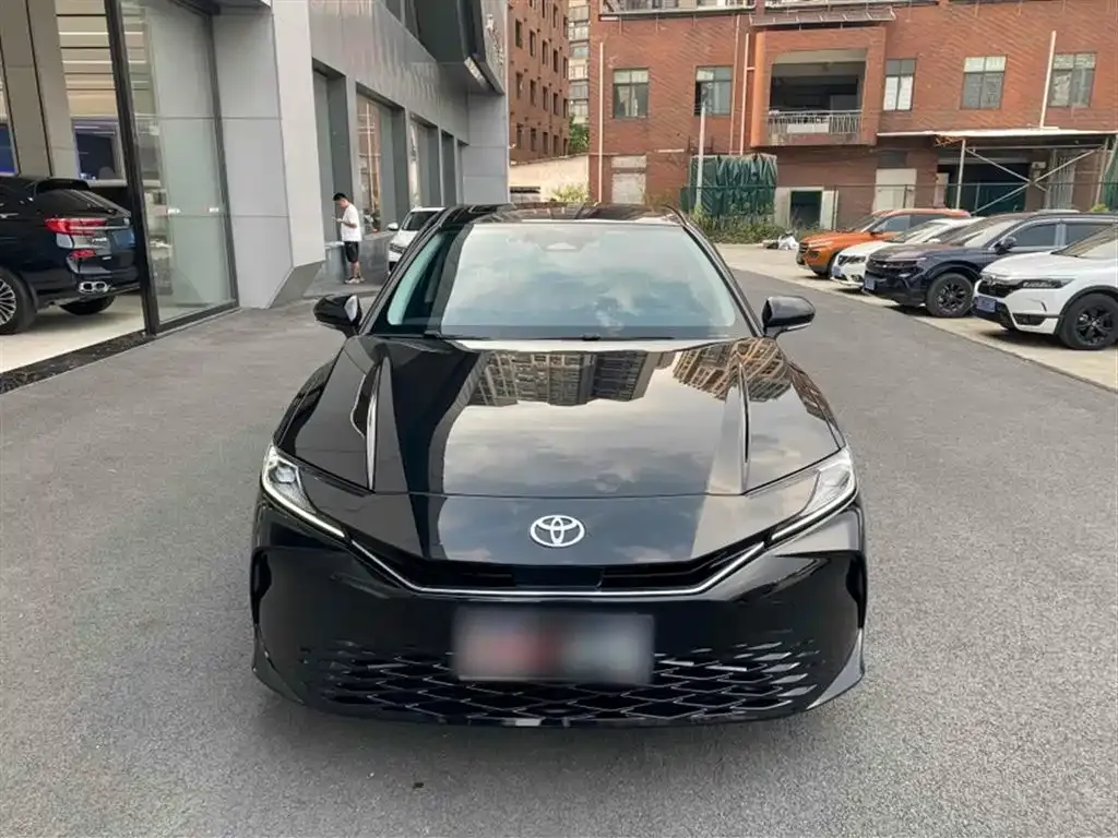 Toyota Camry 2025 из CN, фото 3