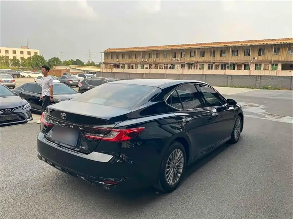 Toyota Camry 2025 из CN, фото 7