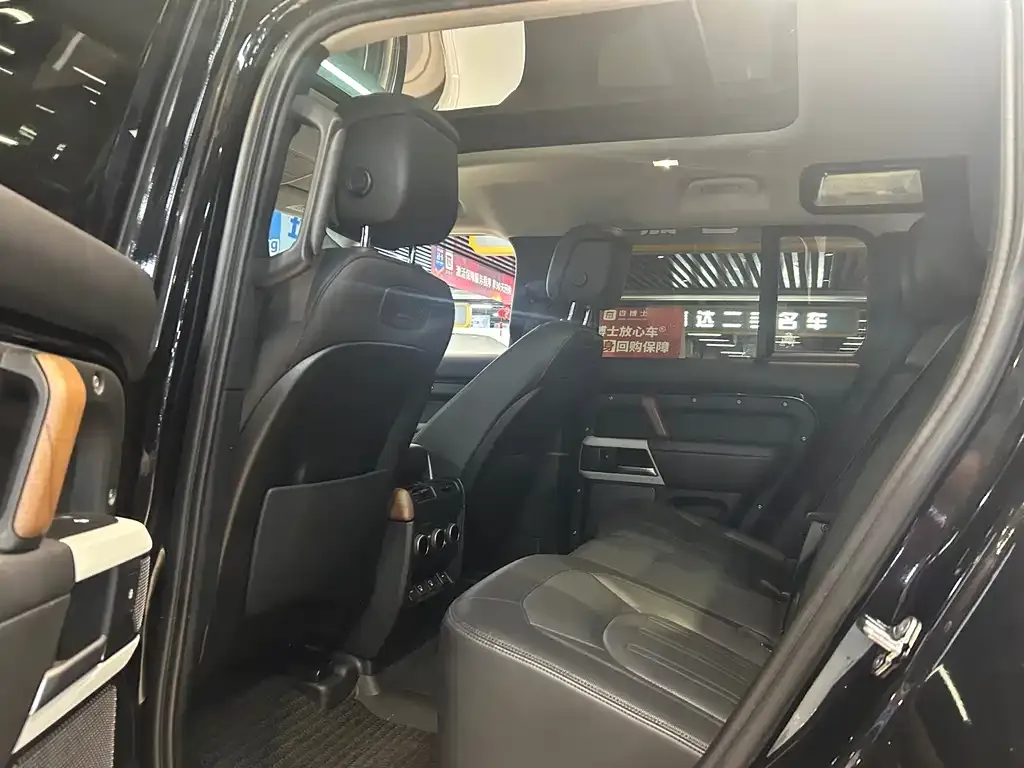 Land Rover Defender 2022 из CN, фото 10