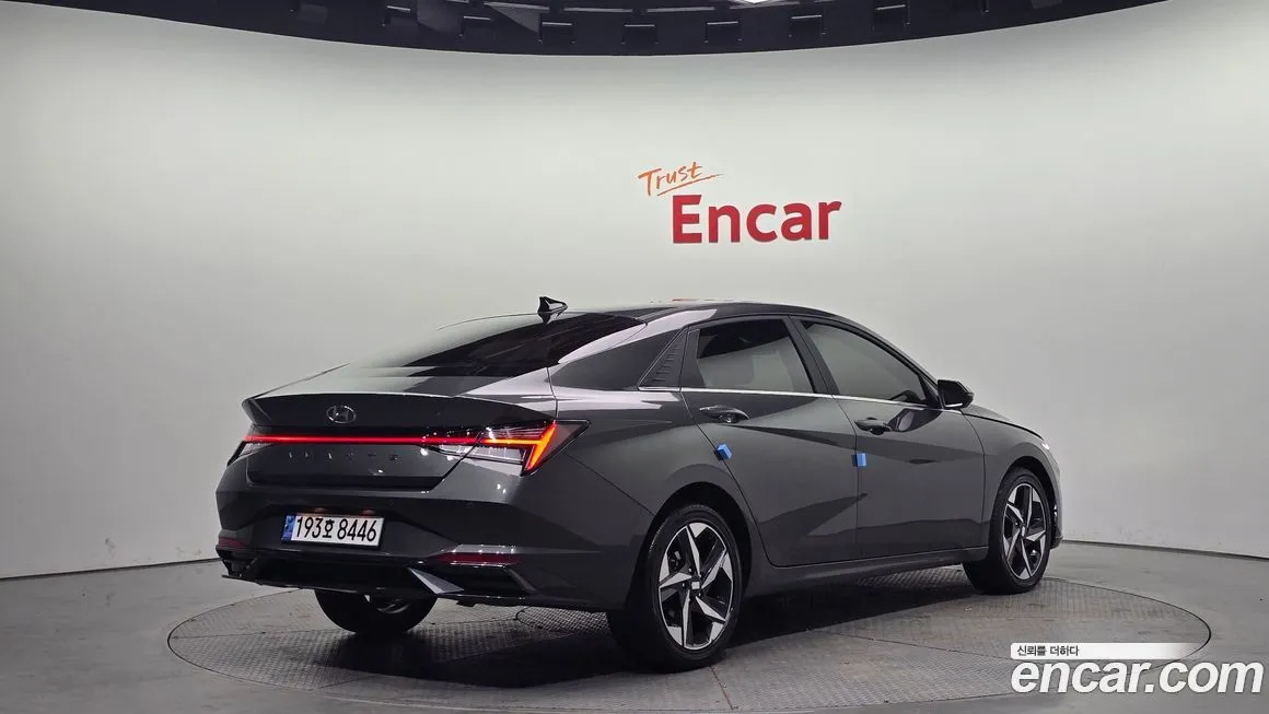Hyundai AVANTE 2023 из KR, фото 3