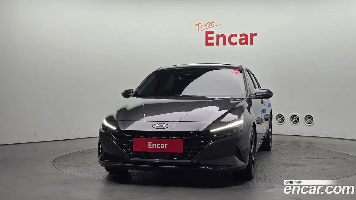 Hyundai AVANTE 2023 из KR, фото 2
