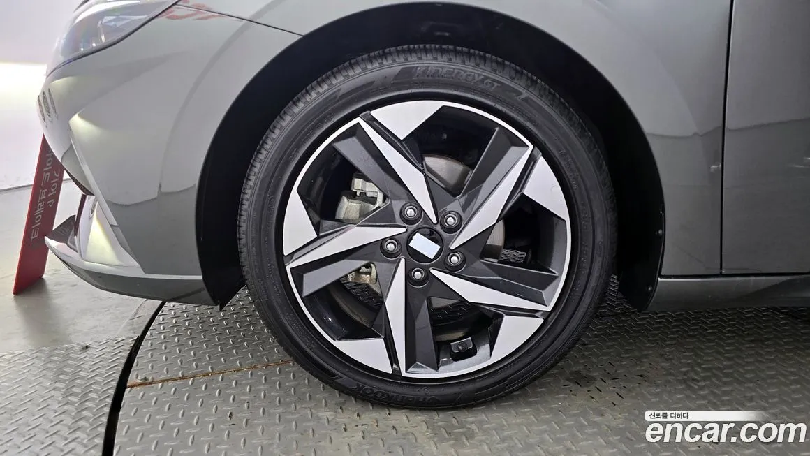 Hyundai AVANTE 2023 из KR, фото 5