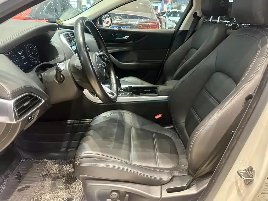 Jaguar XEL 2021 из CN, фото 7